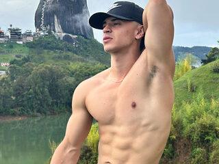 Aron_Jonnes