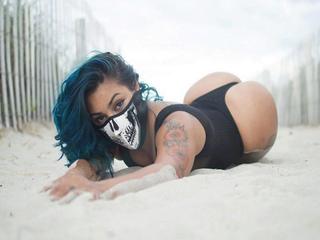 Ellie_Ecstasy