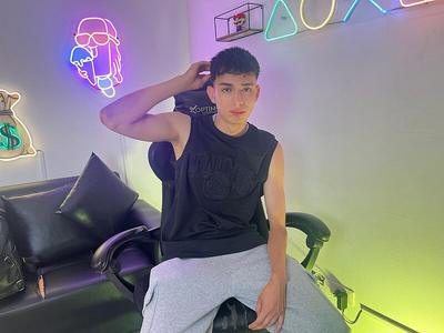 Jhonatan_Rouse