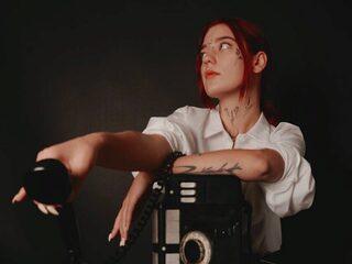 Nikki_Gringer1