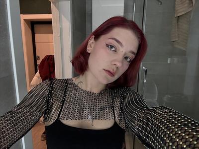 Nikki_Gringer1