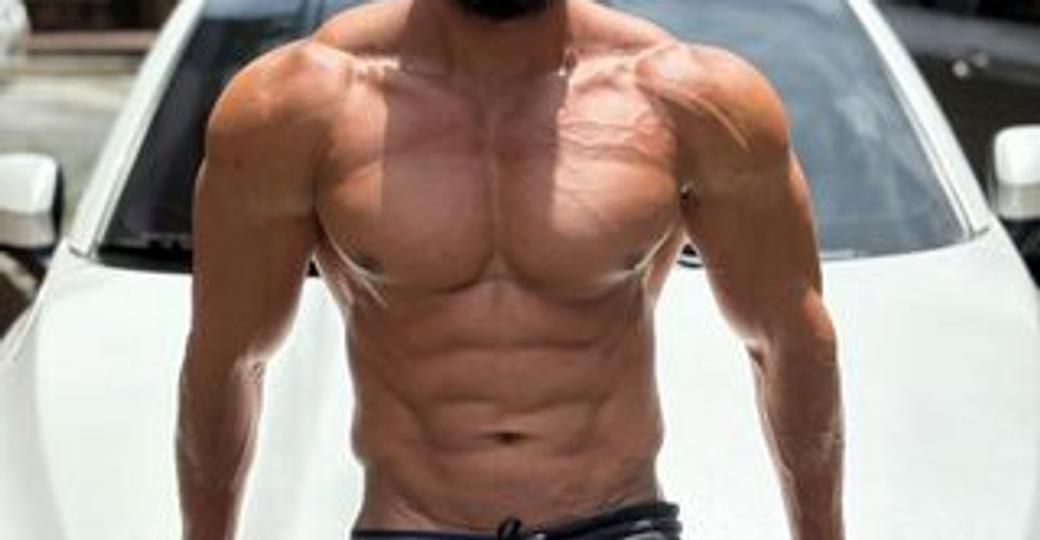 Titan_Max