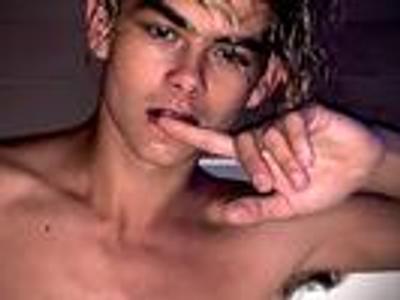 ashtongates