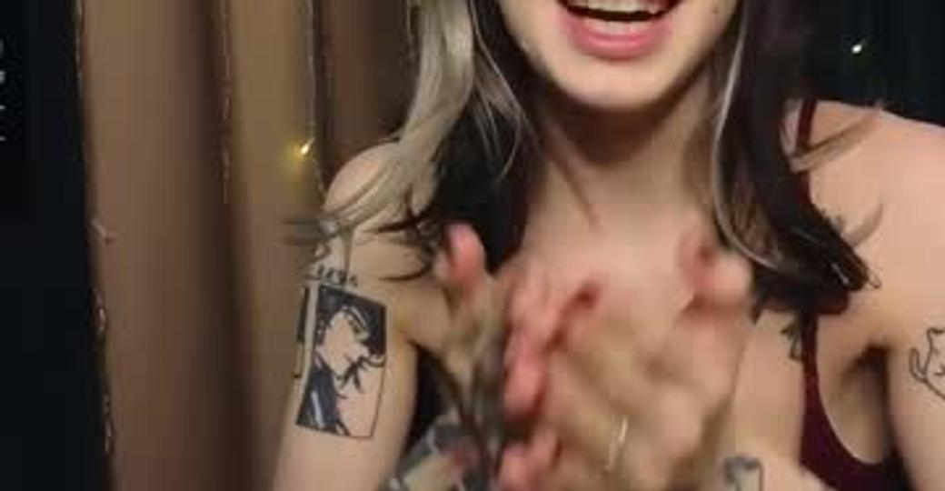christy_memeow