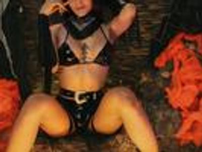 kendall_submissive1