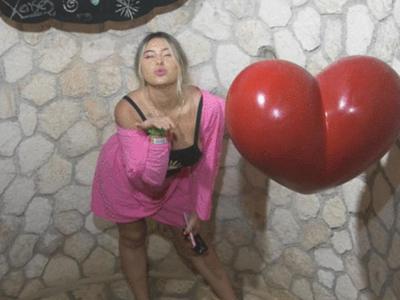 kylieee1