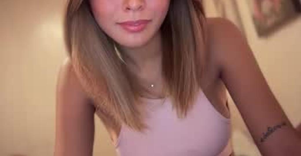 sabrina_cutiee
